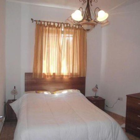 May Flower: Modern Flat Close To Airport/Bus Stops Tarxien Экстерьер фото