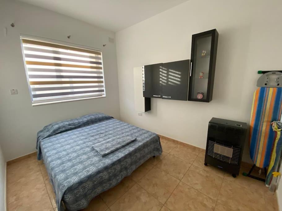 May Flower: Modern Flat Close To Airport/Bus Stops Tarxien Экстерьер фото