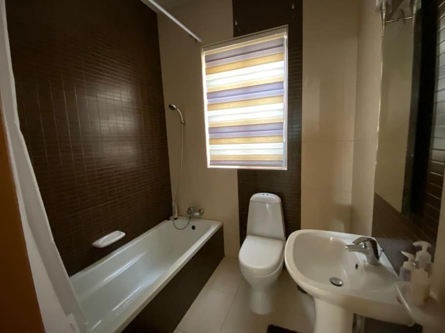 May Flower: Modern Flat Close To Airport/Bus Stops Tarxien Экстерьер фото
