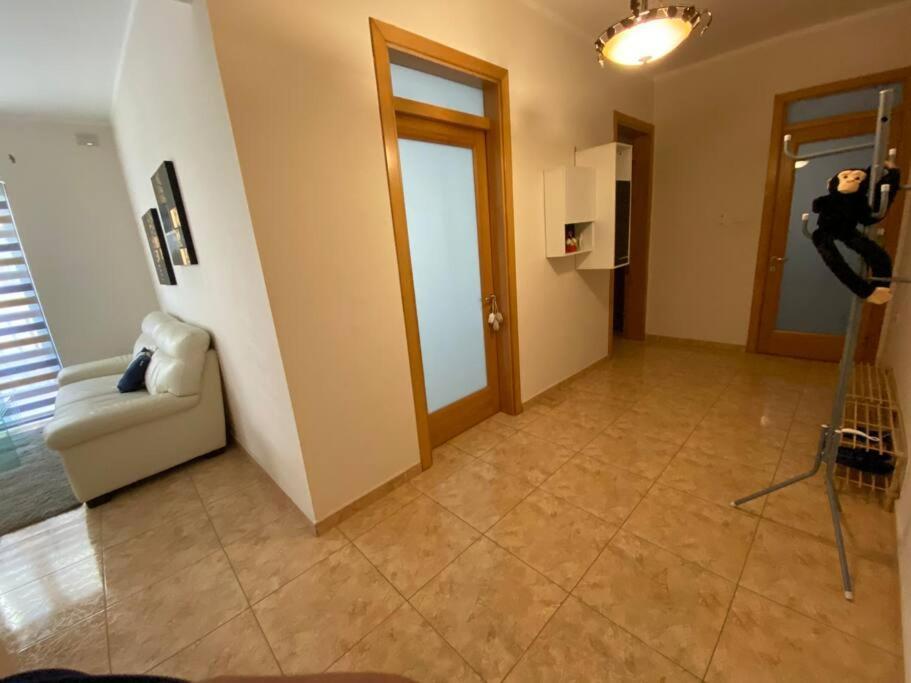 May Flower: Modern Flat Close To Airport/Bus Stops Tarxien Экстерьер фото